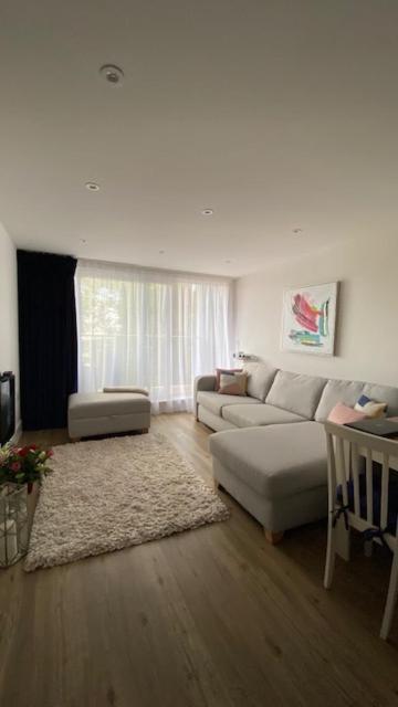 Modern Central Flat With Balcony & Free Parking On-Site Bournemouth Buitenkant foto